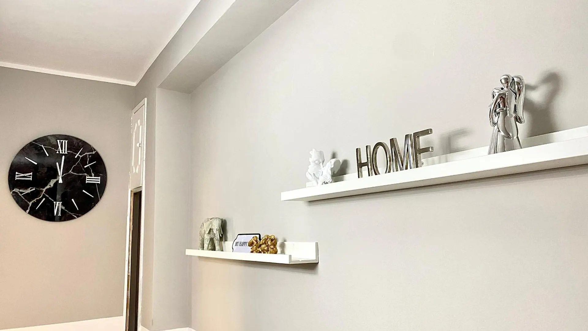 Capuanshome-Intero Appartamento Rome Italy